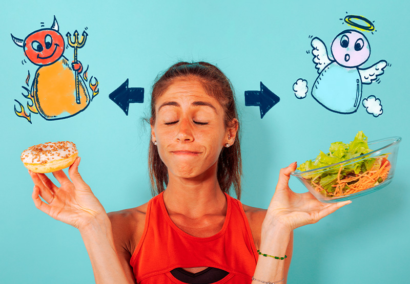 Atleta fazendo escolha da alimentação certa ou errada